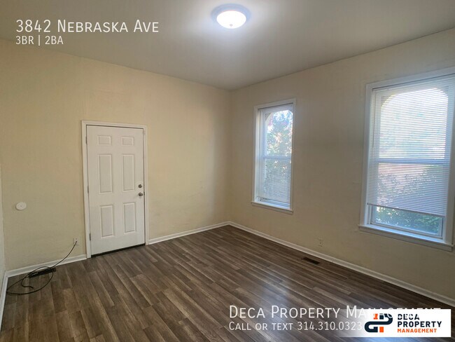 Building Photo - 3 Bedroom House