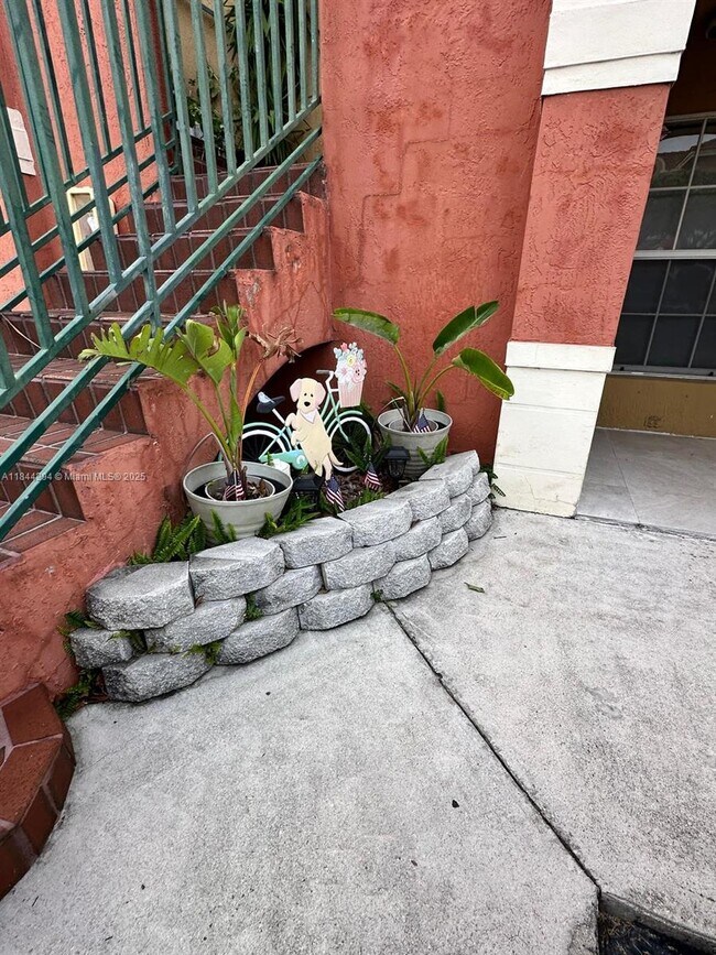Foto del edificio - 13447 SW 154th St