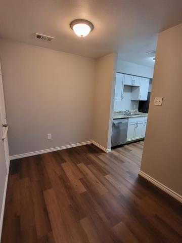 Foto del edificio - 9696 Walnut St