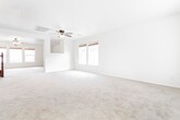 Foto principal - Huge 4 bedroom, 2.5 bath house in Summerlin!