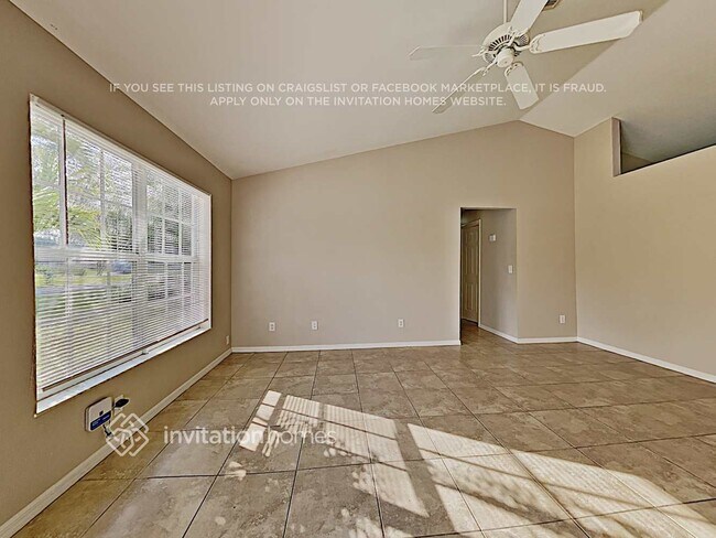 Foto del edificio - 1066 SE Proctor Ln
