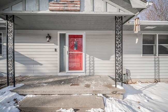 Building Photo - Please View 3D Virtual Walk-Through Before Scheduling a Showing