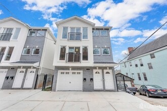 Building Photo - 138 Milford Ave