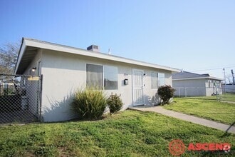 Building Photo - 104A Warren Ave