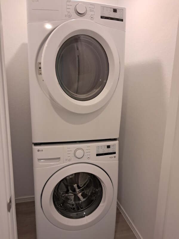 Foto del edificio - 3819 Millbrook Wy