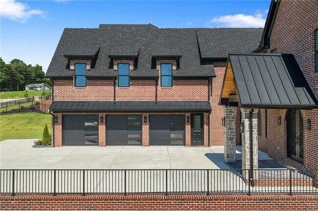 Building Photo - 403 Thunder Rd