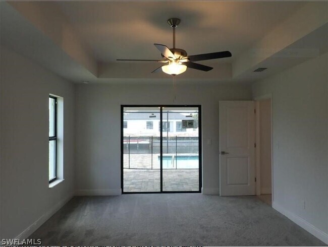 Building Photo - 815 SW 11th Ct
