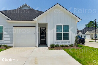 Building Photo - 4806 W Dacha Ln