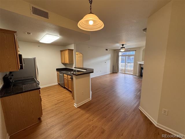 Foto del edificio - 7440 S Blackhawk St