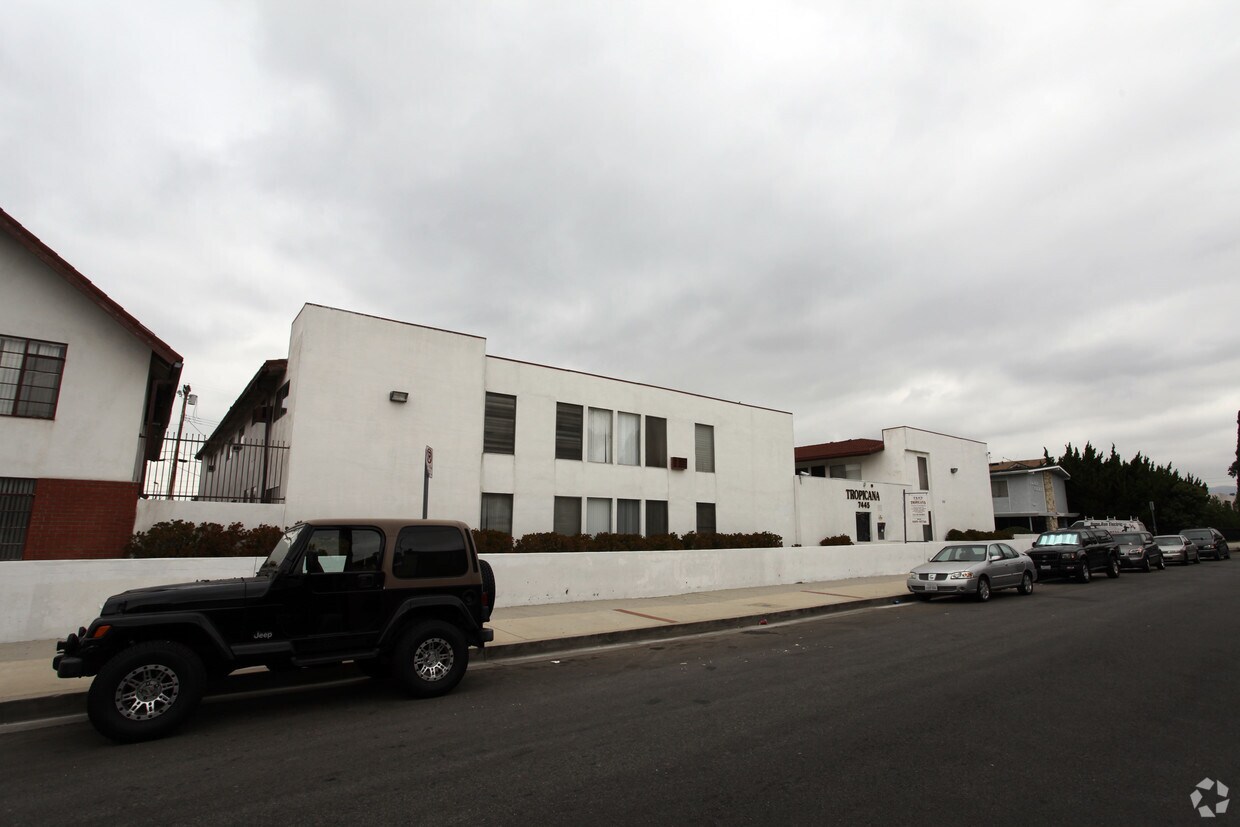 Foto del edificio - Tropicana