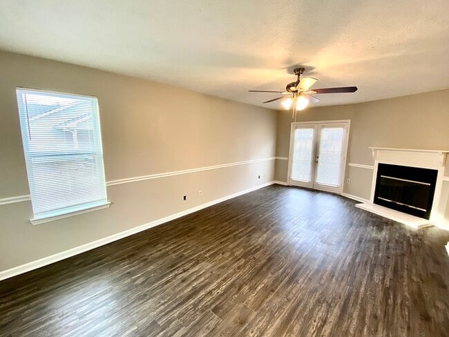 Building Photo - 42 Hidden Valley Dr Jackson, TN 38305