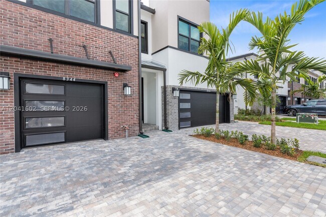 Foto del edificio - 8344 NW 7th Pl