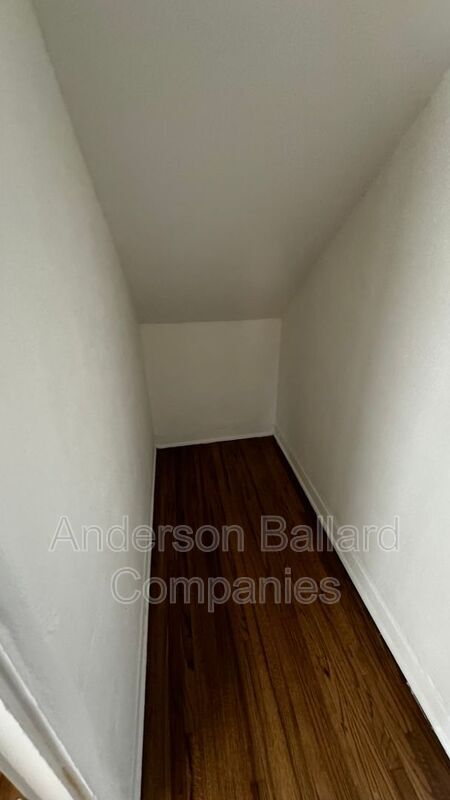 Foto del edificio - 7032 Washington Ave