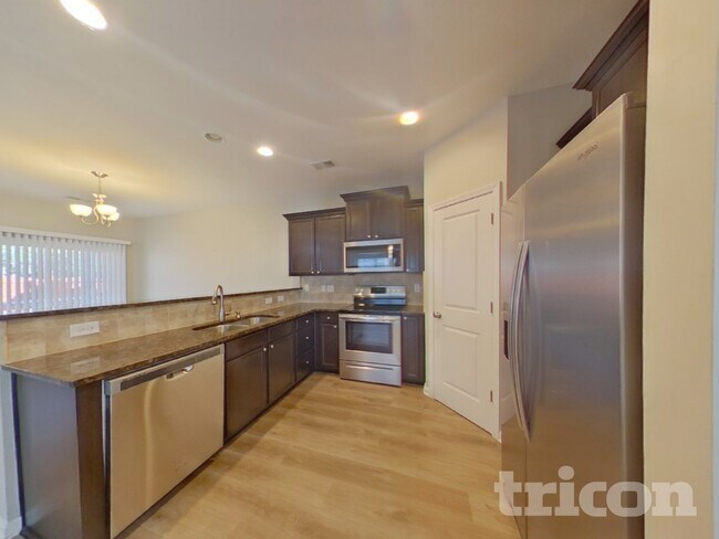 Foto del edificio - 209 Autumn Stroll Ct