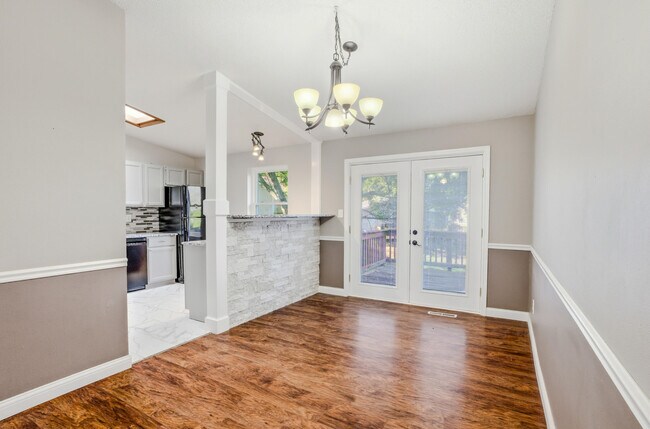 Foto del edificio - 4320 W Brookview Ct