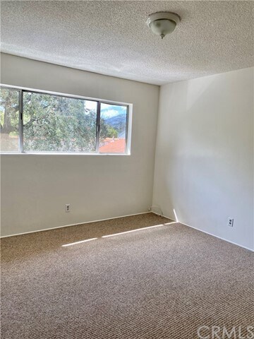 Building Photo - 525 E Olive Ave