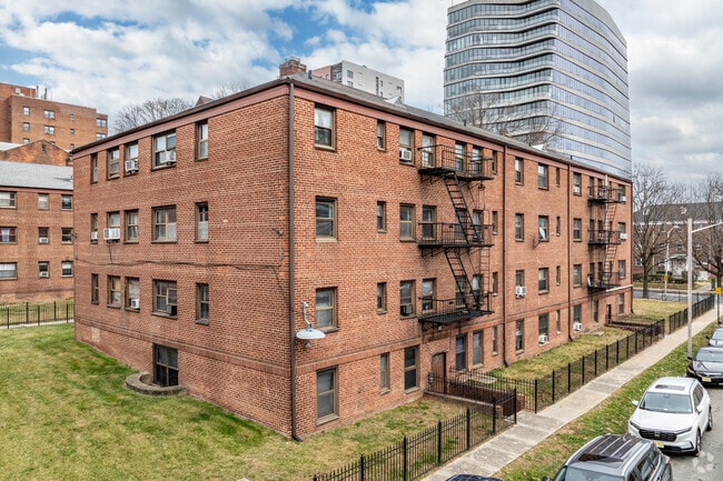 Building Photo - 255 South Harrison