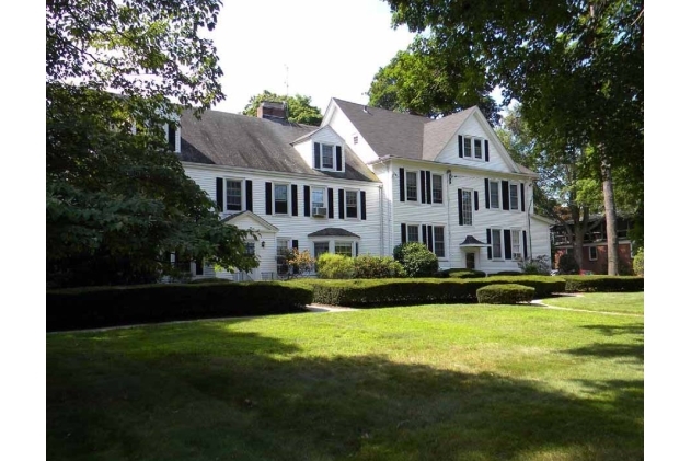 Primary Photo - Merritt Apartments