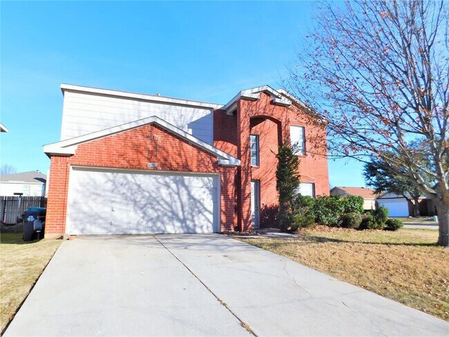 Building Photo - 928 Springcreek Dr