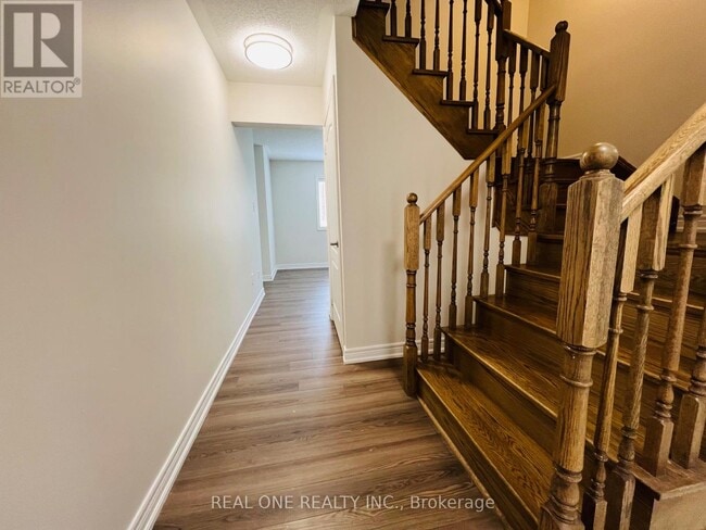 Building Photo - 83 Roy Grv Wy