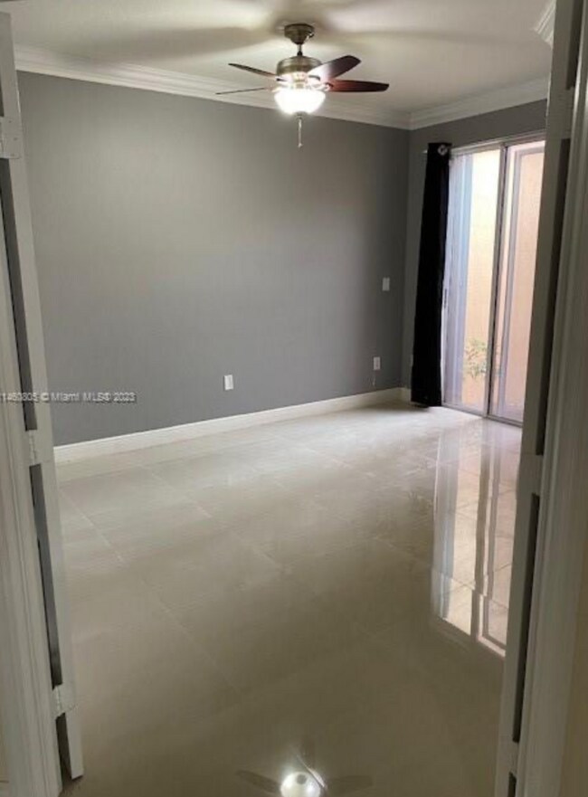 Foto del edificio - 5500 NW 113th Ct