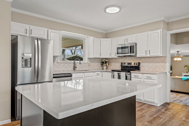 Foto del edificio - 136 Wessington Pl