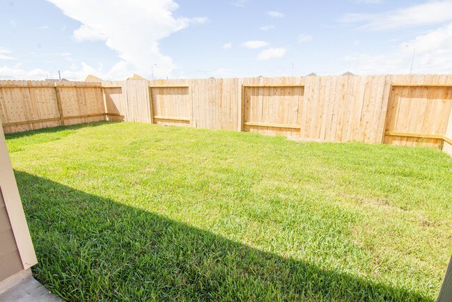 Building Photo - 24306 Treviso Gardens Dr