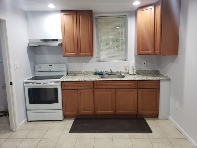 Building Photo - 7508 Tarpley Dr