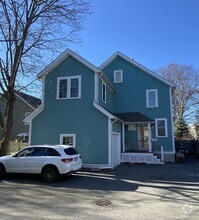 Building Photo - 61 Cedar St