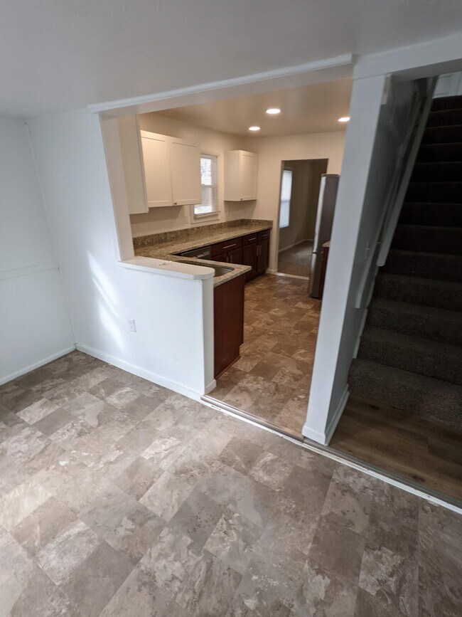 Foto del edificio - 4995 Jackson St