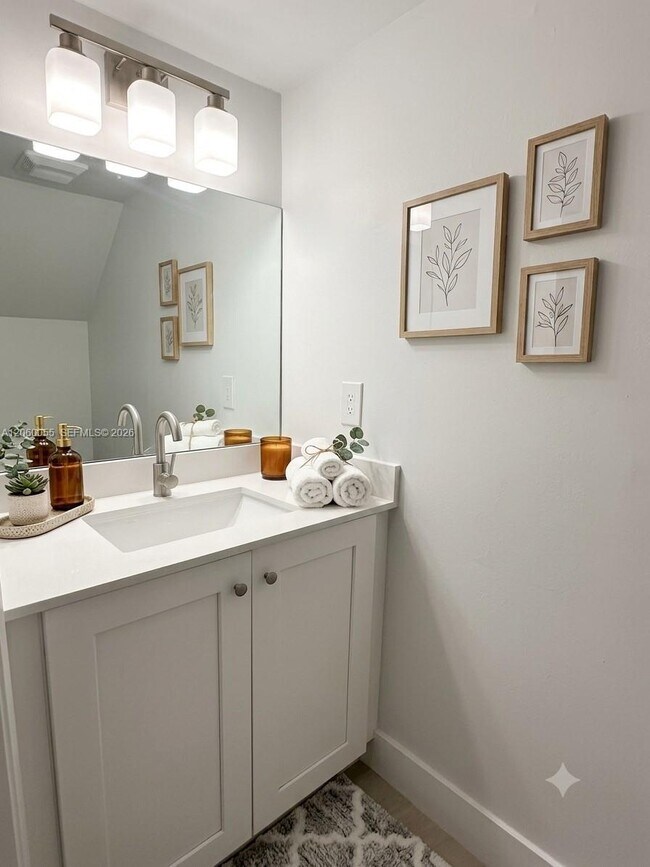 Foto del edificio - 9055 SW 147th Ct