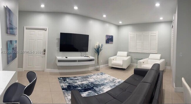 Foto del edificio - 3105 NE 184th St