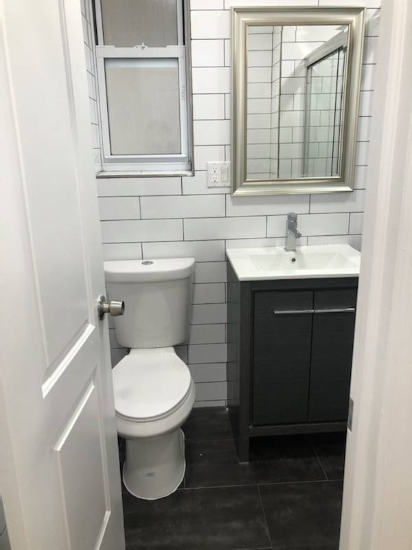 Foto del edificio - 514 W 211th St