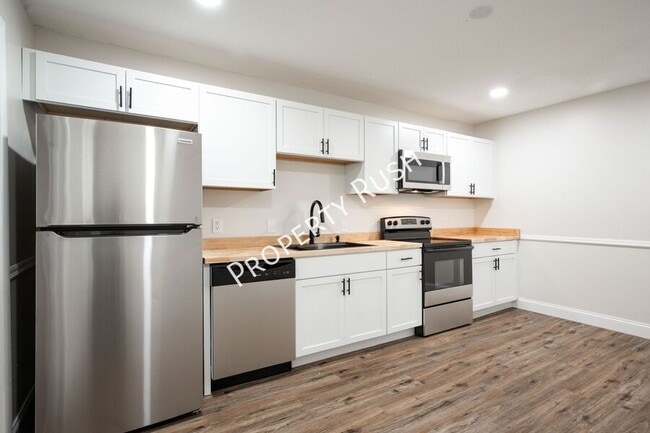 Building Photo - 7714 Nautical Way