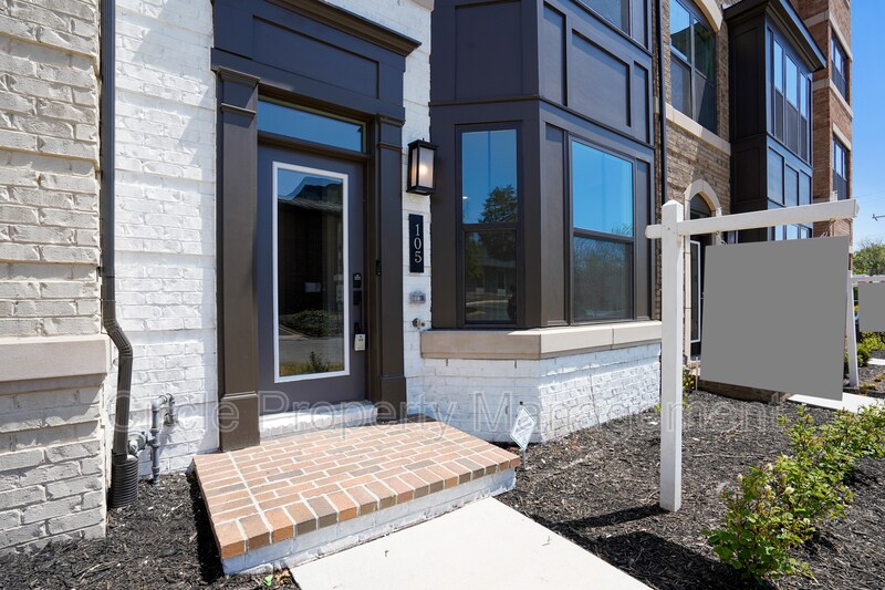 Foto principal - 105 Pleasant St NW