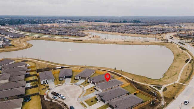 Building Photo - 18610 Penryn Cir