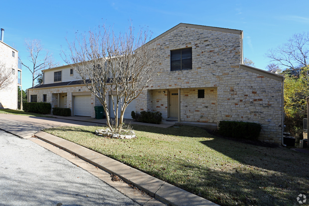 Foto del edificio - Cherry Hill Townhomes