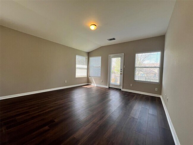 Foto del edificio - 11701 Timber Heights Dr