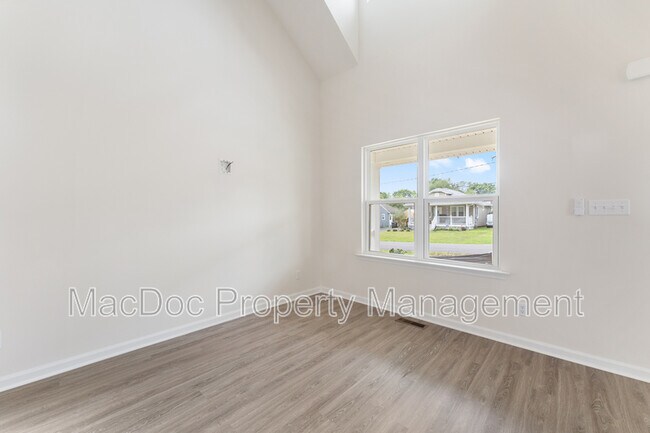 Foto del edificio - 105 Hillcrest Dr