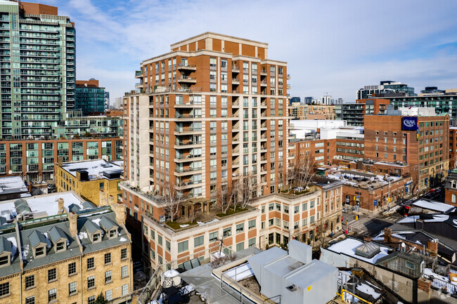 Building Photo - King George Square