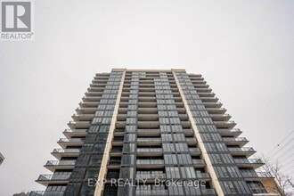 Building Photo - 1035 Southdown Rd
