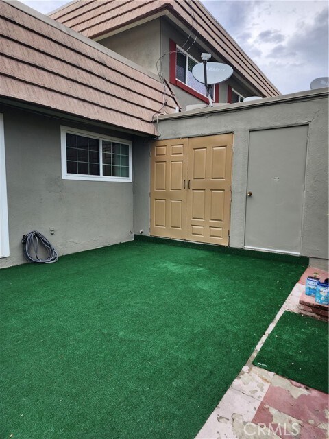 Foto del edificio - 4773 Larwin Ave