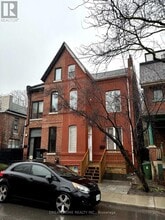 Building Photo - 337 Mutual St
