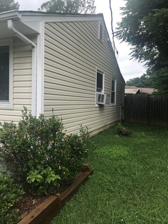 Foto del edificio - Move in Ready!!