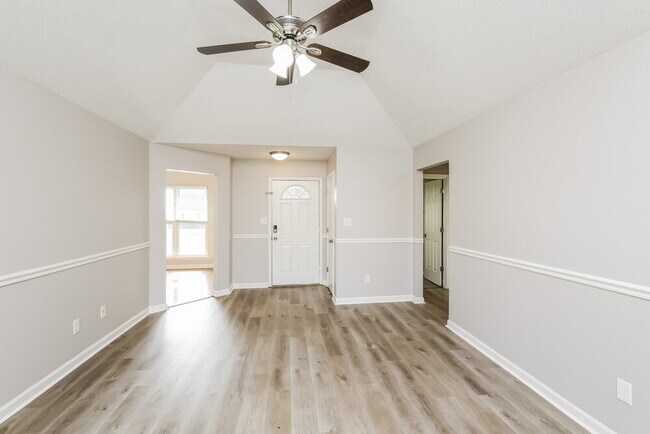 Building Photo - 4246 Shadow Glen Dr