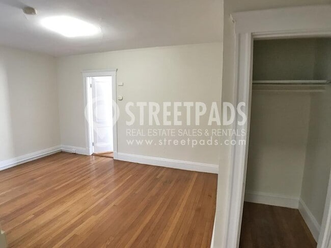 Building Photo - 1 bedroom in Boston MA 02215