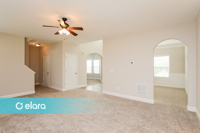 Building Photo - 128 MAPLE LEAF CT