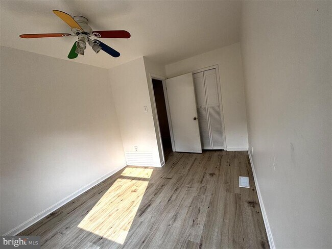Foto del edificio - 3423 Orange Grove Ct