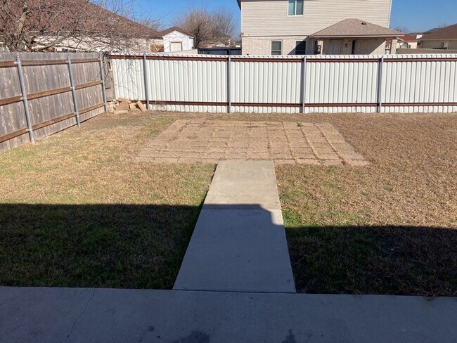 Building Photo - 5302 Jitterbug Ct