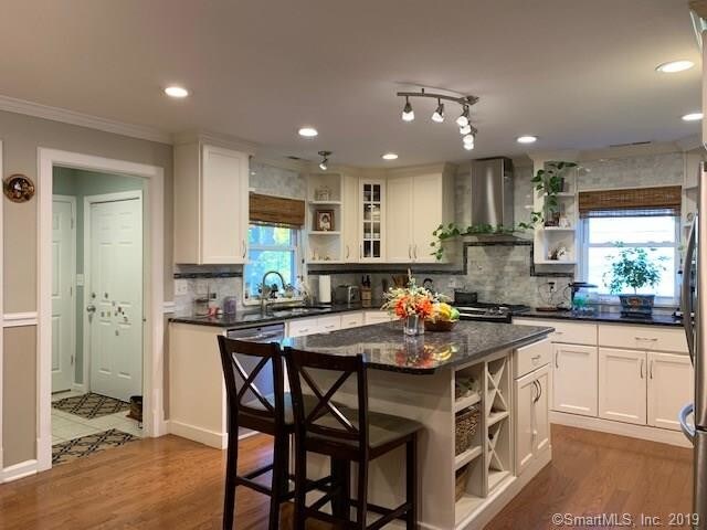 Foto del edificio - 18 Edith Ln